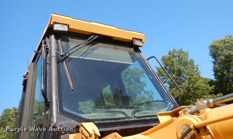 image for item DA5328 2005 Caterpillar 963C  track loader