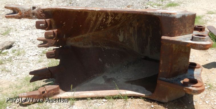 image for item DC2076 Esco  42"W bucket