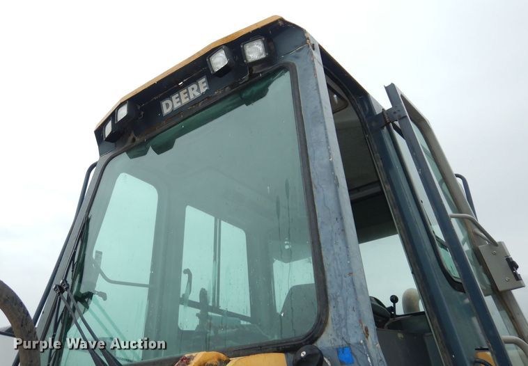 image for item DG0697 2005 John Deere 755C Series II  track loader