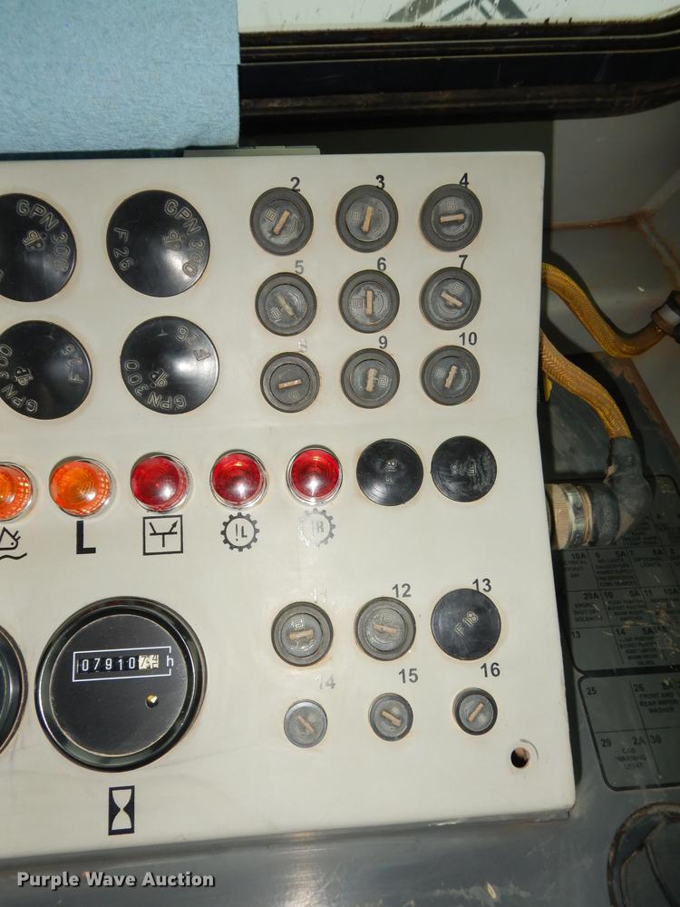 image for item DG0697 2005 John Deere 755C Series II  track loader