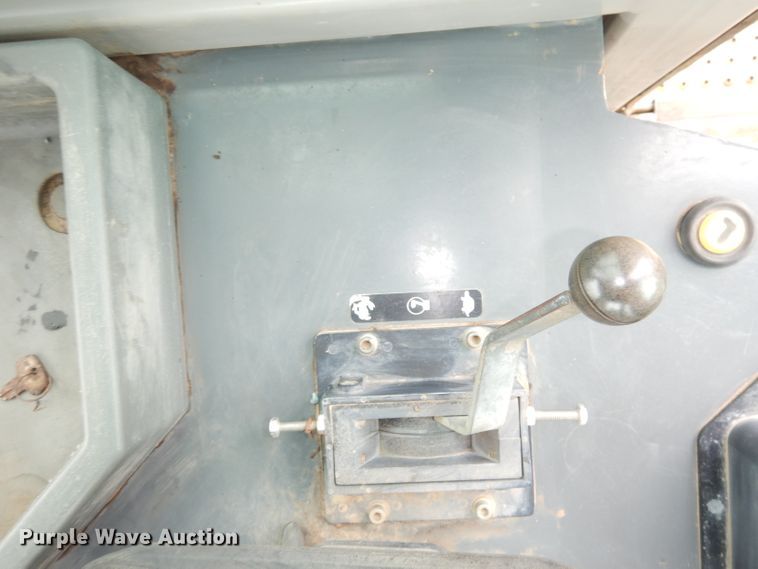 image for item DG0697 2005 John Deere 755C Series II  track loader