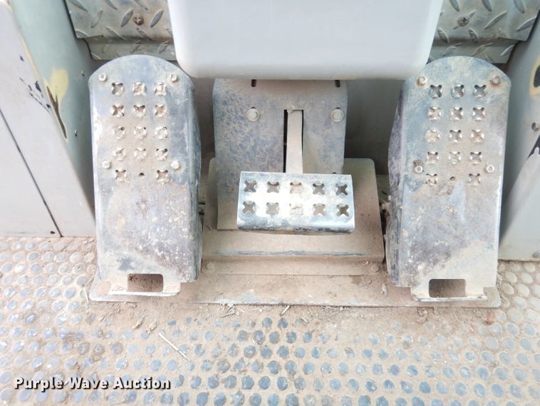 image for item DG0697 2005 John Deere 755C Series II  track loader