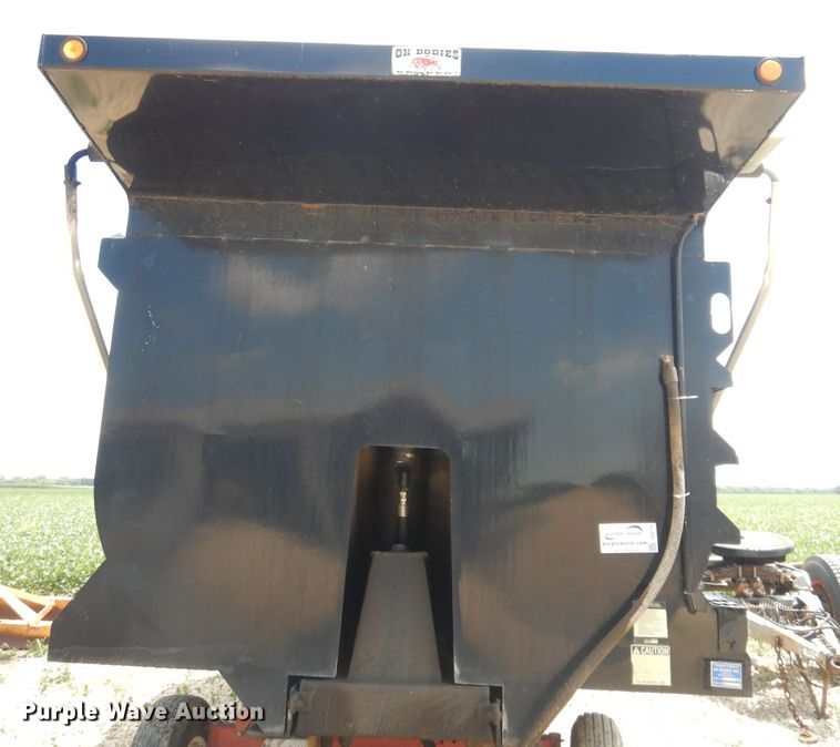 Ox Body dump bed in Saint Marys, KS Item DG0715 sold Purple Wave