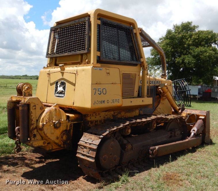 image for item DH7258 1981 John Deere 750E  dozer