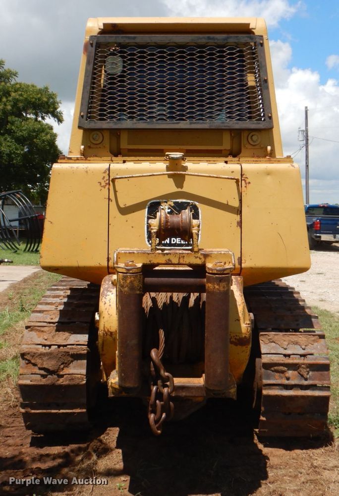 image for item DH7258 1981 John Deere 750E  dozer