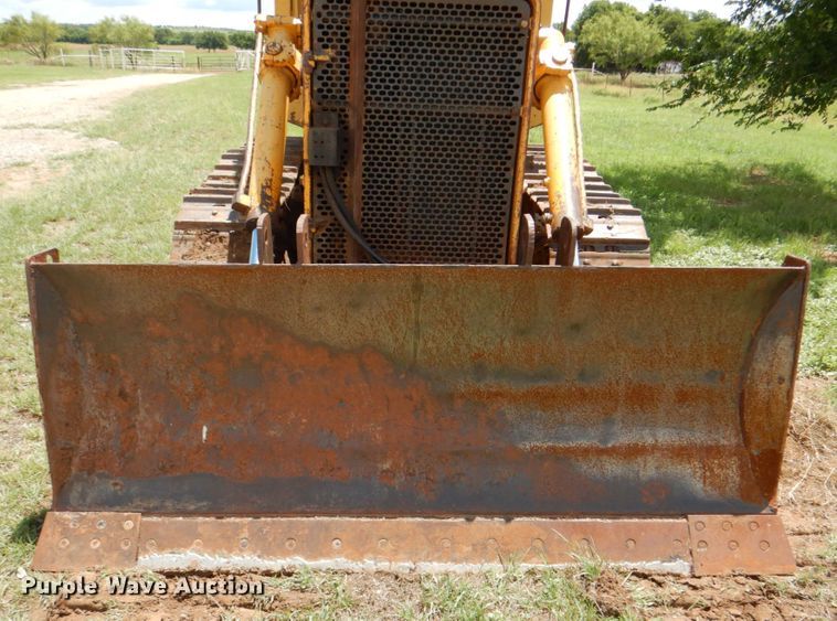 image for item DH7258 1981 John Deere 750E  dozer