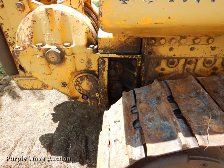 image for item DH7258 1981 John Deere 750E  dozer