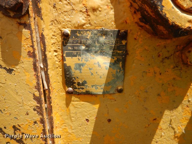 image for item DH7258 1981 John Deere 750E  dozer