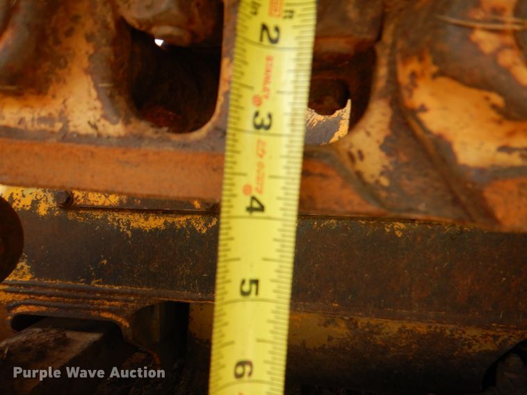 image for item DH7258 1981 John Deere 750E  dozer