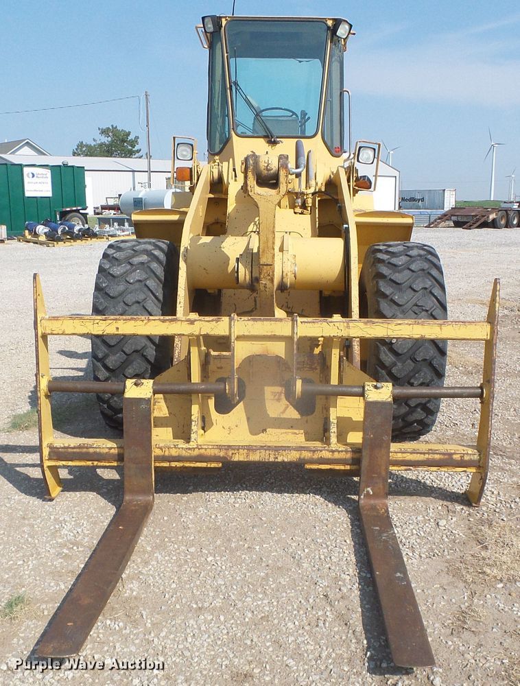 image for item DI5672 1990 John Deere 624E  wheel loader