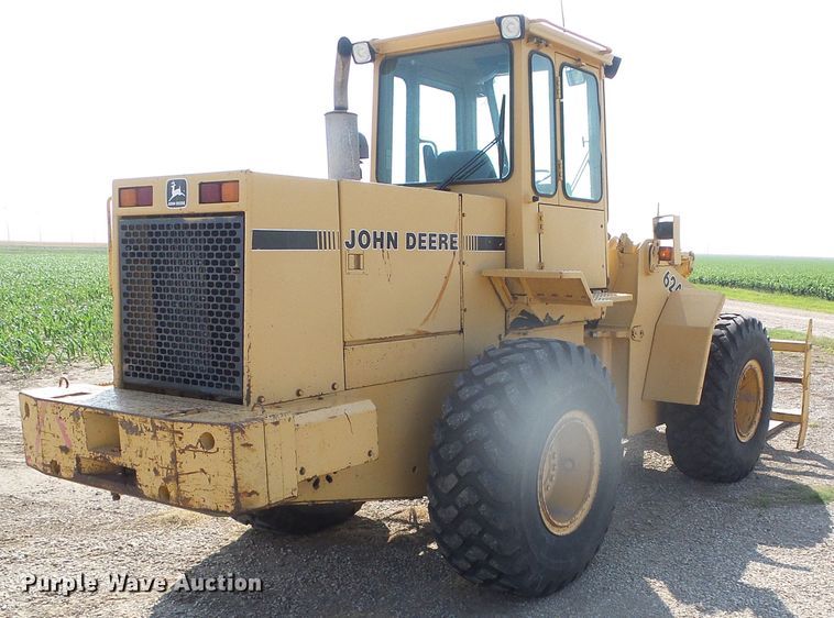image for item DI5672 1990 John Deere 624E  wheel loader