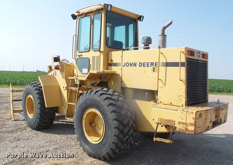 image for item DI5672 1990 John Deere 624E  wheel loader