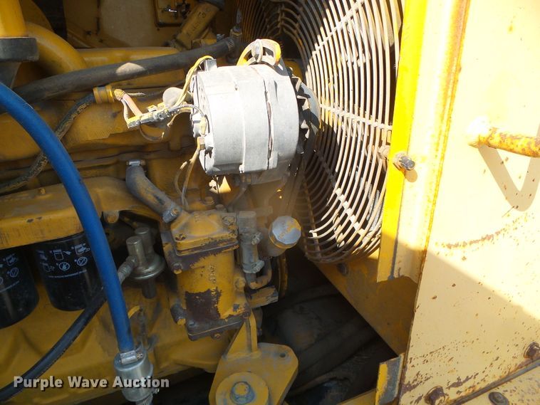 image for item DI5672 1990 John Deere 624E  wheel loader