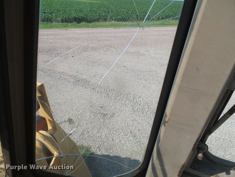 image for item DI5672 1990 John Deere 624E  wheel loader