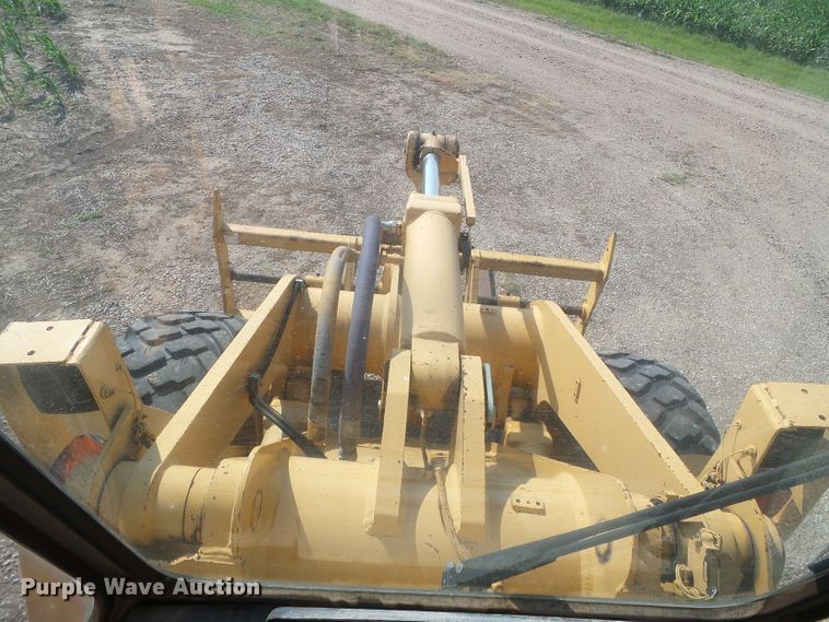 image for item DI5672 1990 John Deere 624E  wheel loader