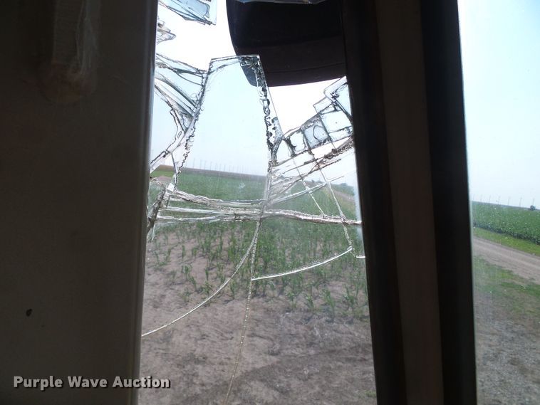 image for item DI5672 1990 John Deere 624E  wheel loader