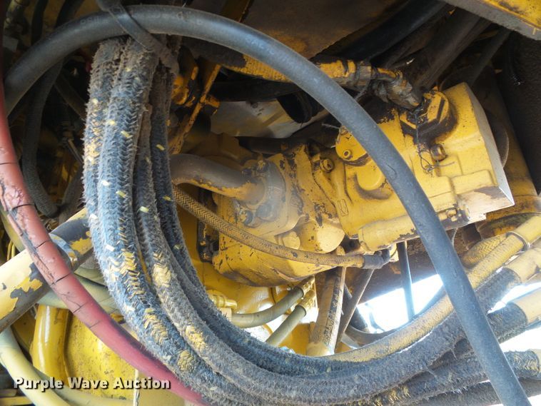 image for item DI5672 1990 John Deere 624E  wheel loader