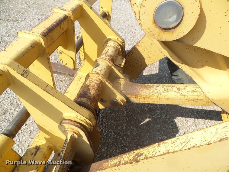 image for item DI5672 1990 John Deere 624E  wheel loader