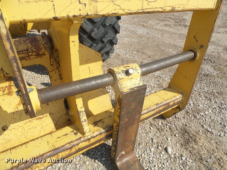 image for item DI5672 1990 John Deere 624E  wheel loader