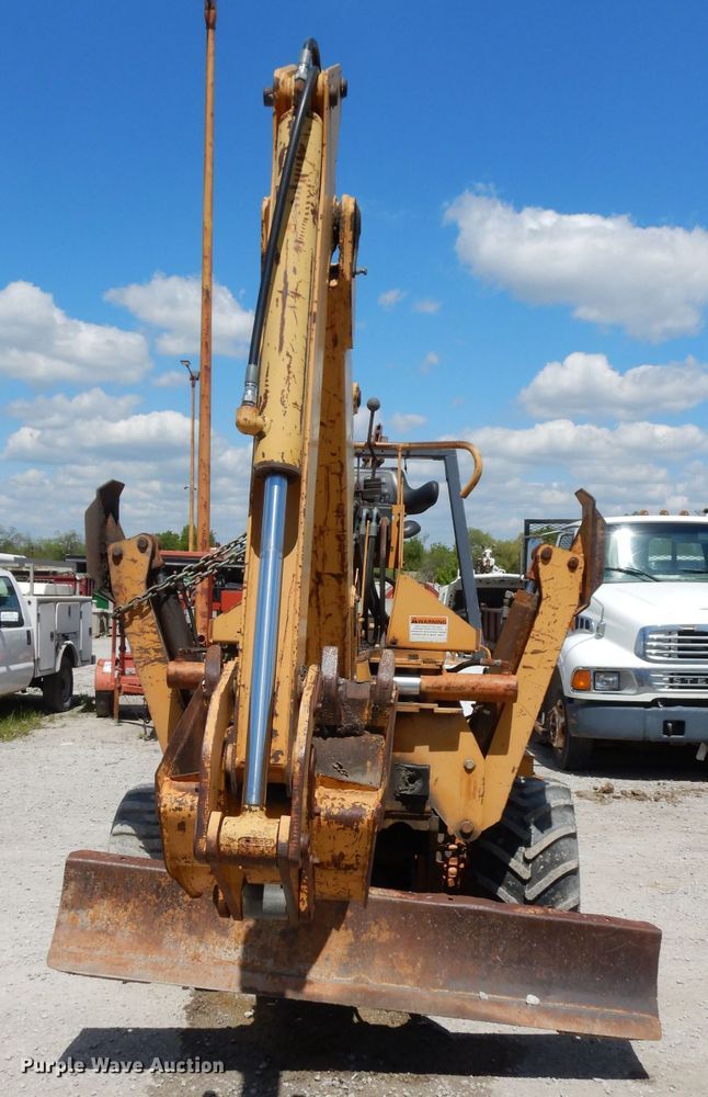 image for item DI6606 1997 Case 560  trencher