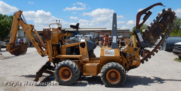 image for item DI6606 1997 Case 560  trencher