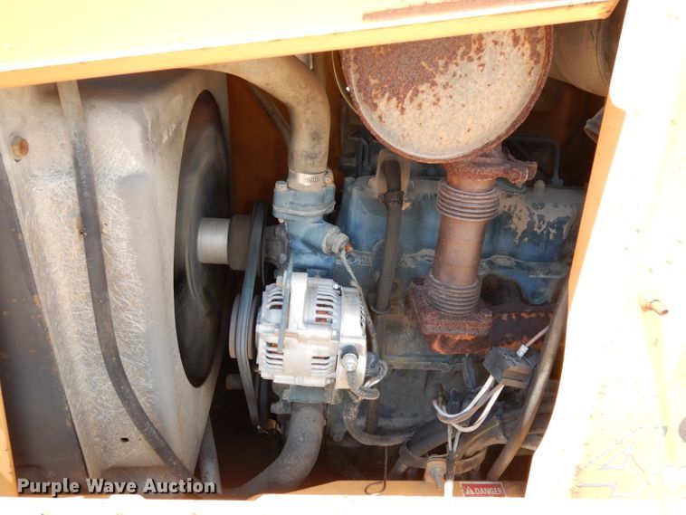 image for item DI6606 1997 Case 560  trencher