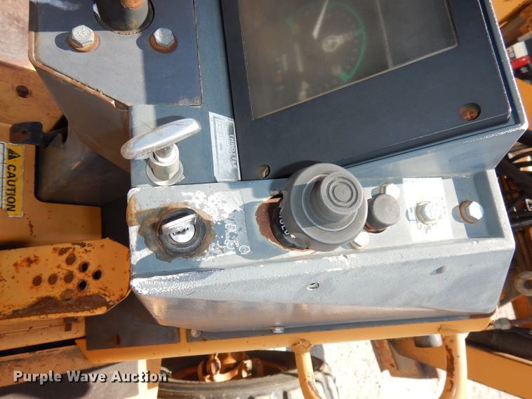 image for item DI6606 1997 Case 560  trencher