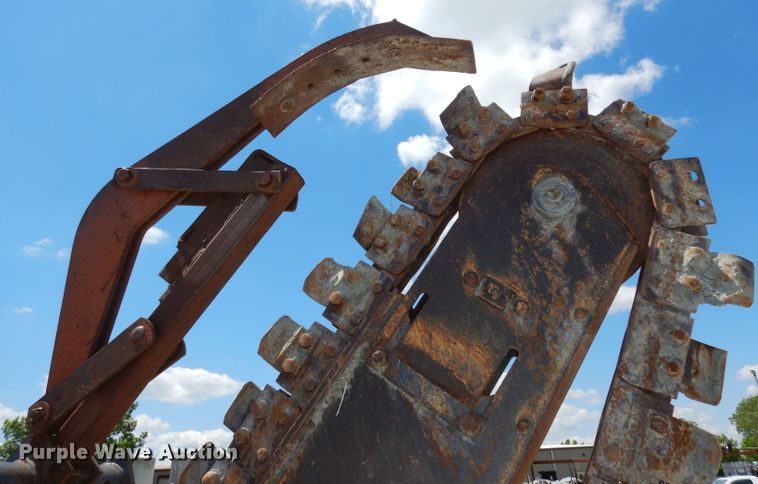 image for item DI6606 1997 Case 560  trencher