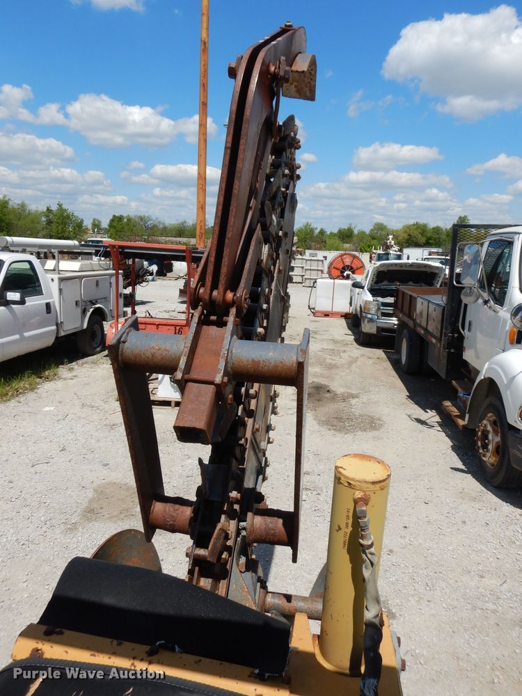 image for item DI6606 1997 Case 560  trencher