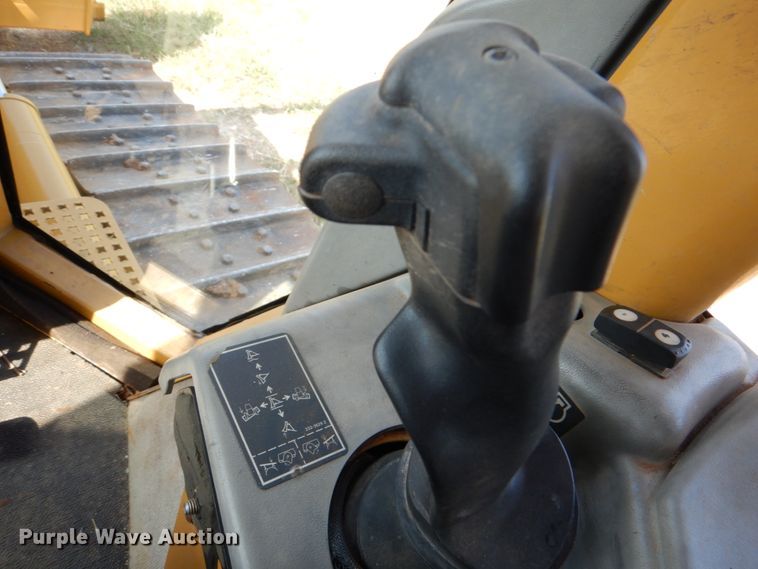 image for item DJ0485 2006 Caterpillar D6N XL  dozer