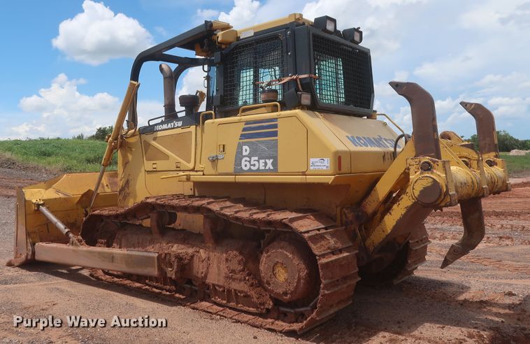 image for item DJ1933 2011 Komatsu D65EX-16  dozer