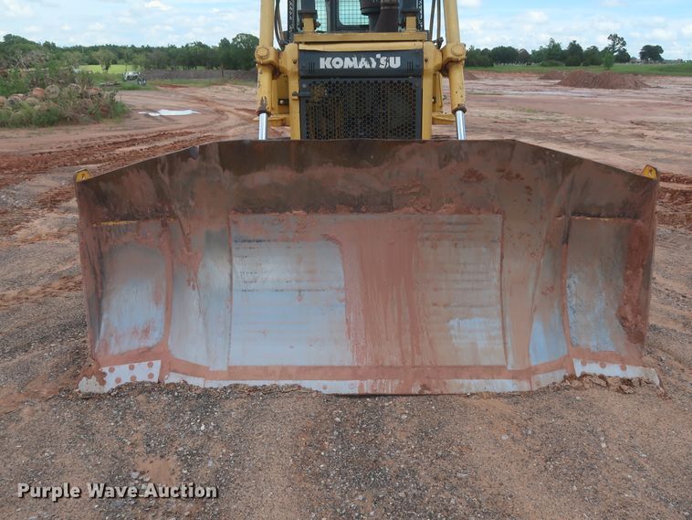 image for item DJ1933 2011 Komatsu D65EX-16  dozer