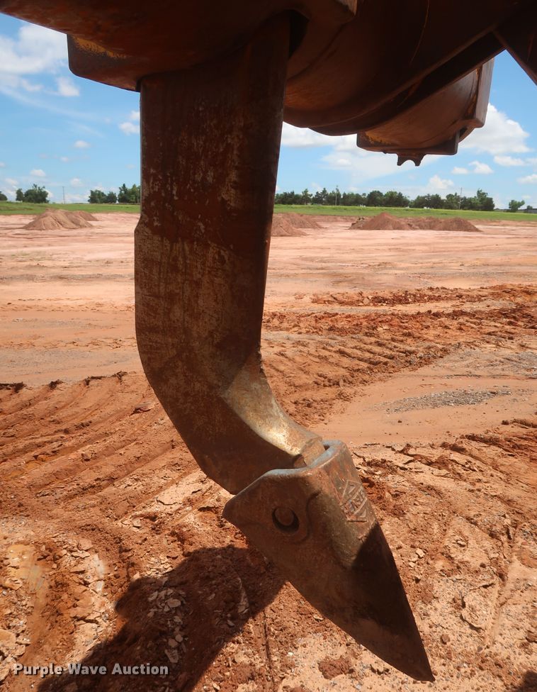 image for item DJ1933 2011 Komatsu D65EX-16  dozer