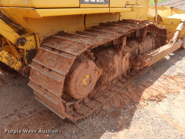 image for item DJ1933 2011 Komatsu D65EX-16  dozer