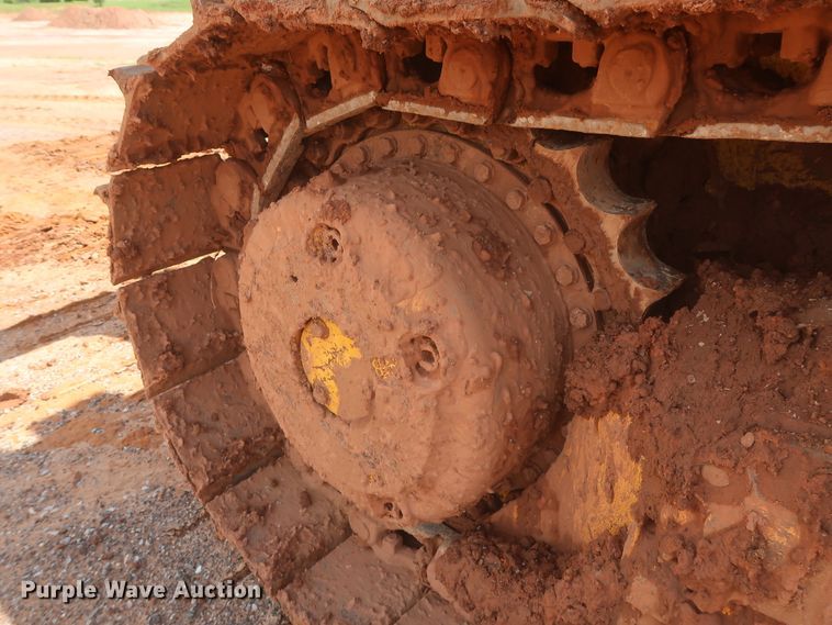 image for item DJ1933 2011 Komatsu D65EX-16  dozer