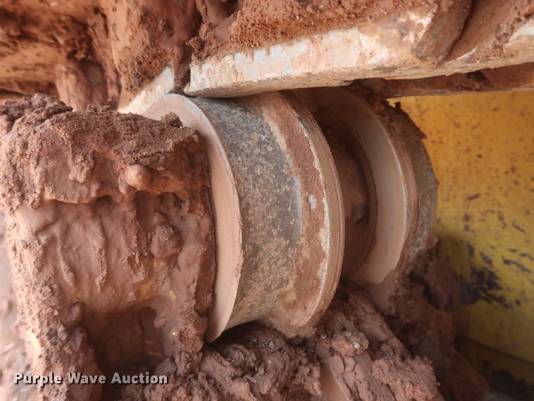 image for item DJ1933 2011 Komatsu D65EX-16  dozer