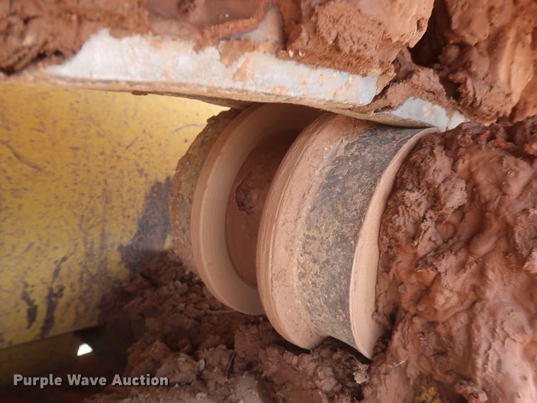 image for item DJ1933 2011 Komatsu D65EX-16  dozer