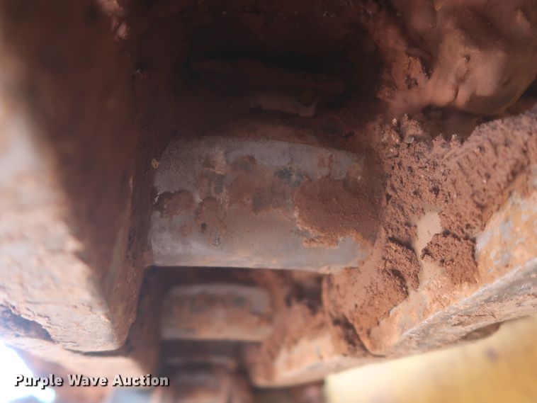 image for item DJ1933 2011 Komatsu D65EX-16  dozer