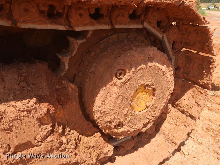 image for item DJ1933 2011 Komatsu D65EX-16  dozer