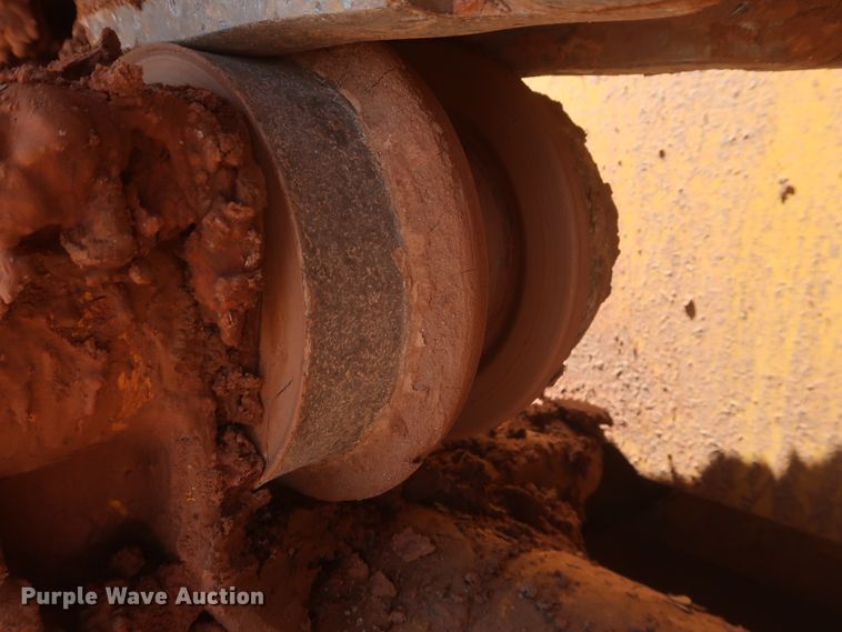 image for item DJ1933 2011 Komatsu D65EX-16  dozer