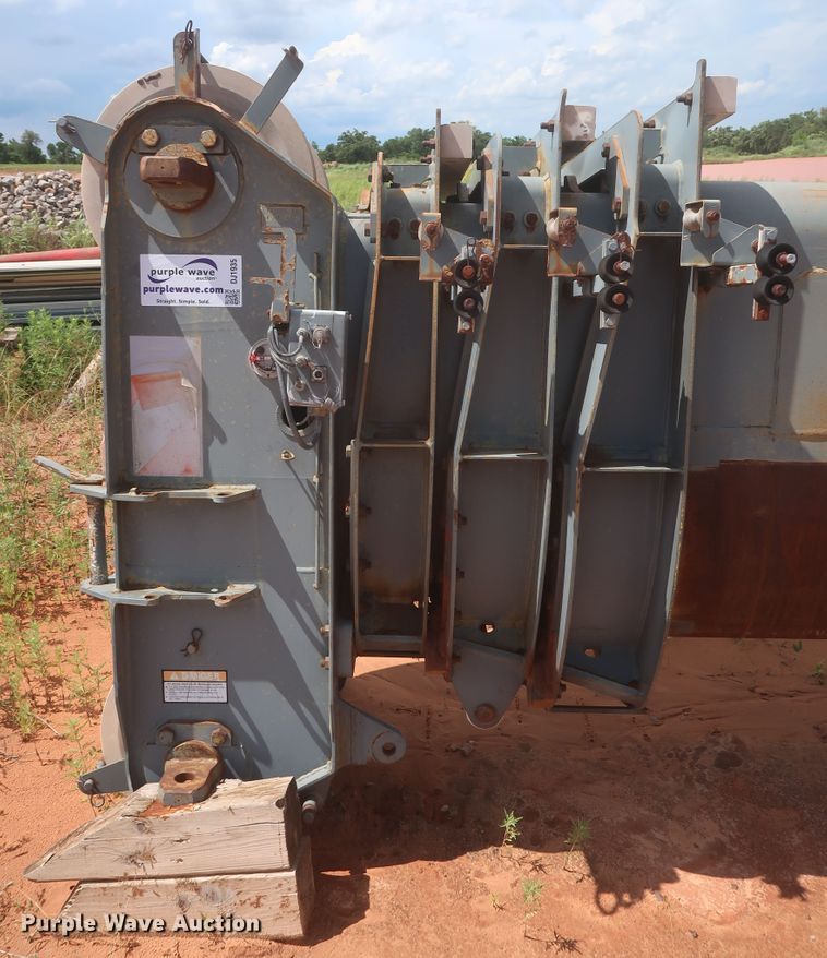 image for item DJ1935 2006 Grove GMK5120  crane boom