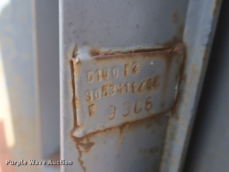 image for item DJ1935 2006 Grove GMK5120  crane boom