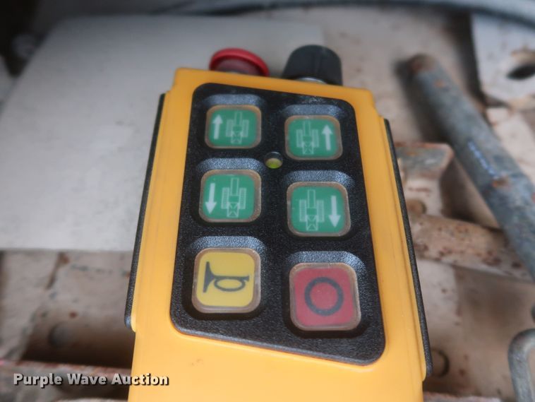 image for item DJ1936 2008 Komatsu BR580JG-1  crusher