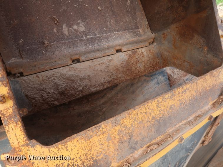 image for item DJ1936 2008 Komatsu BR580JG-1  crusher