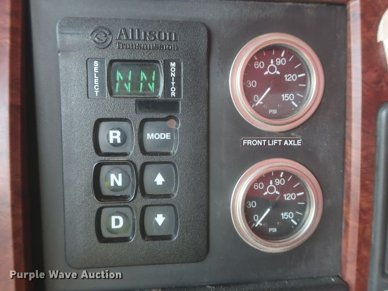 image for item DJ1940 2009 Mack GU713  dump truck