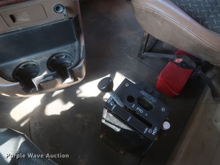 image for item DJ1940 2009 Mack GU713  dump truck