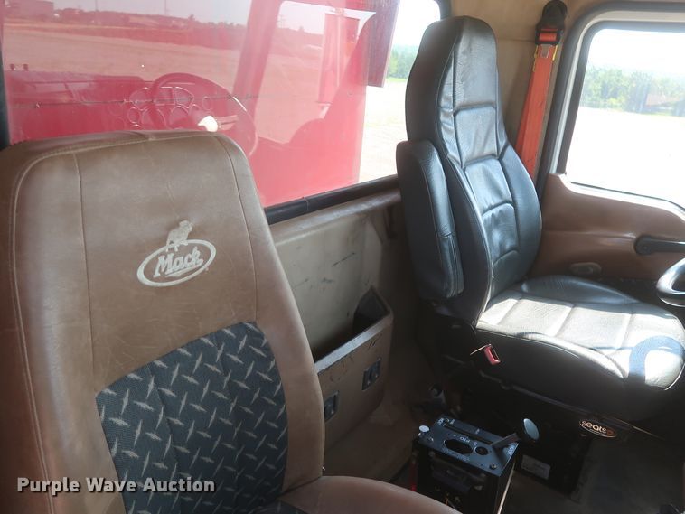 image for item DJ1940 2009 Mack GU713  dump truck