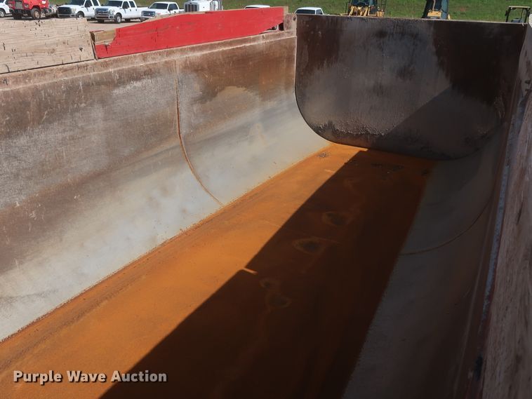 image for item DJ1940 2009 Mack GU713  dump truck