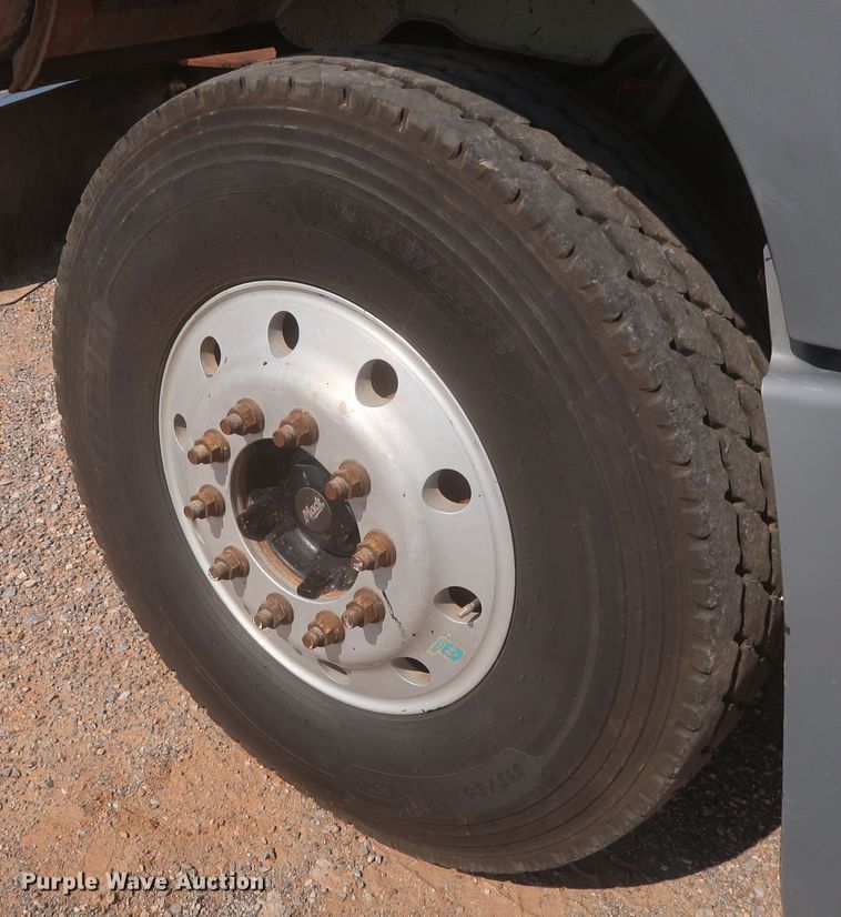 image for item DJ1940 2009 Mack GU713  dump truck