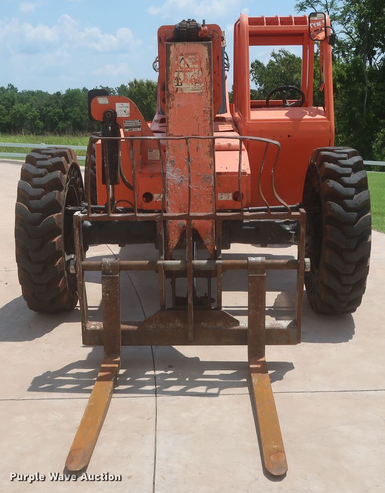 image for item DJ1944 2015 SkyTrak 8042  telehandler